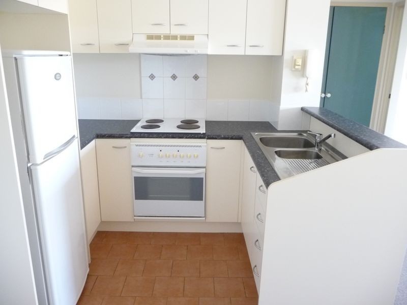 25/14 Spendlove Street, Southport QLD 4215