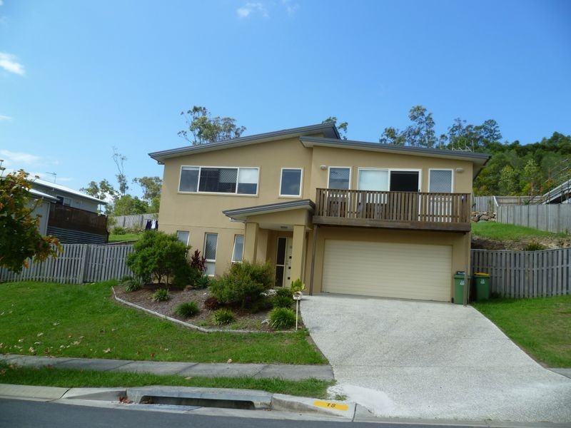 18 Angourie Crescent, Pacific Pines QLD 4211