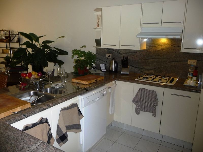 3/3 Lee Road, Runaway Bay QLD 4216