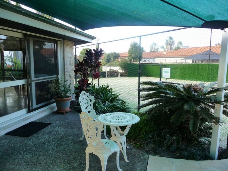 3/3 Lee Road, Runaway Bay QLD 4216