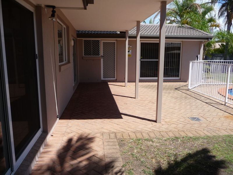 93 Limetree Parade, Runaway Bay QLD 4216