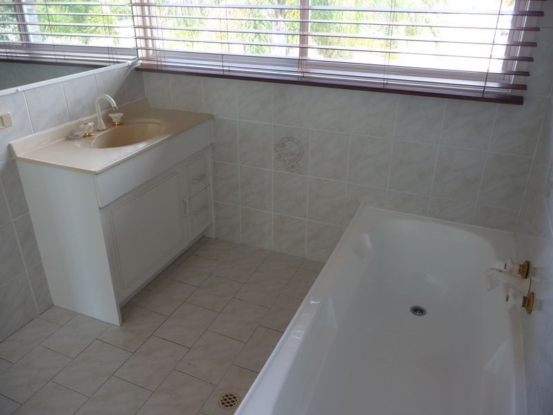 93 Limetree Parade, Runaway Bay QLD 4216