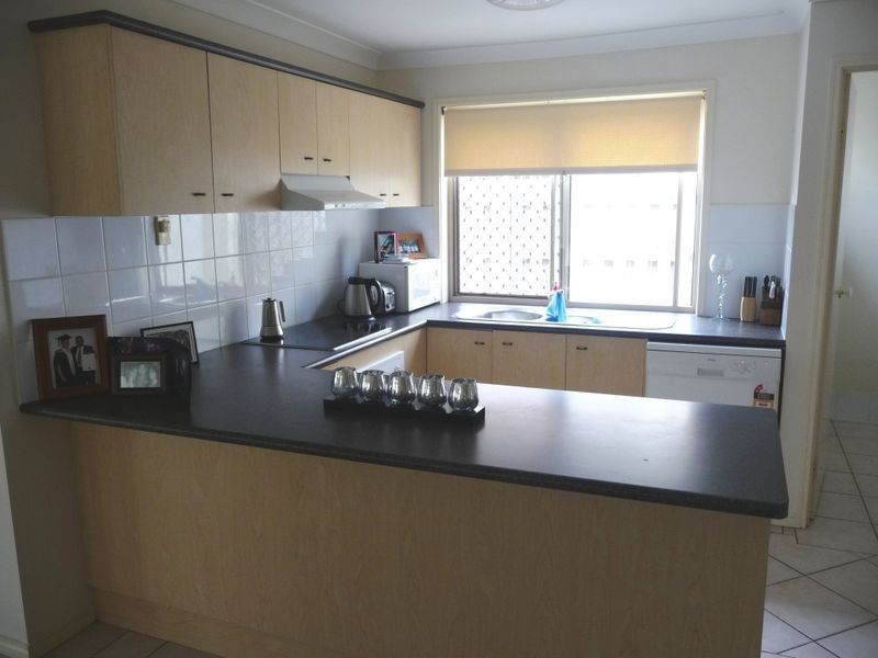 69 Marble Arch Place, Arundel QLD 4214