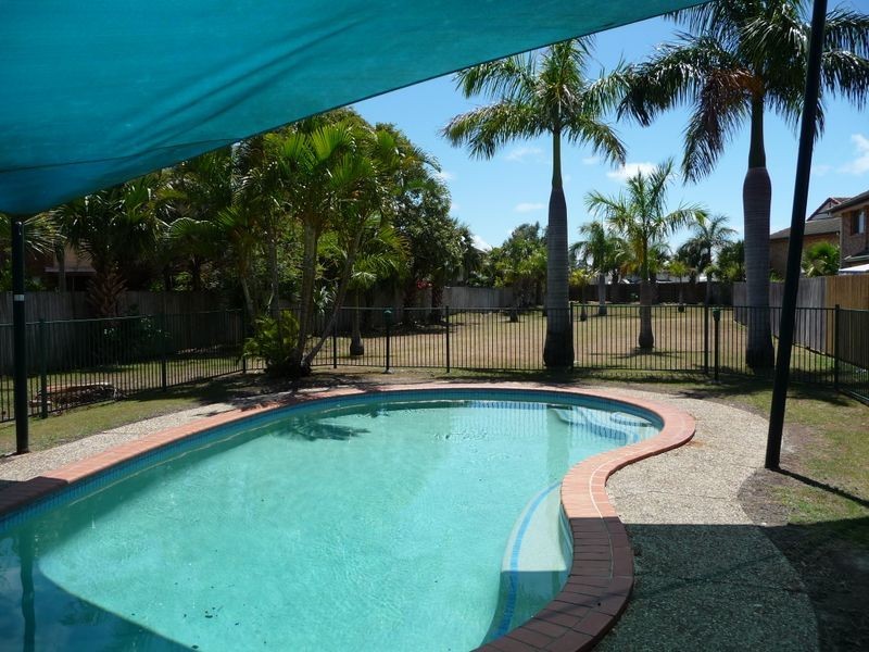 19/643 Pine Ridge Road, Biggera Waters QLD 4216