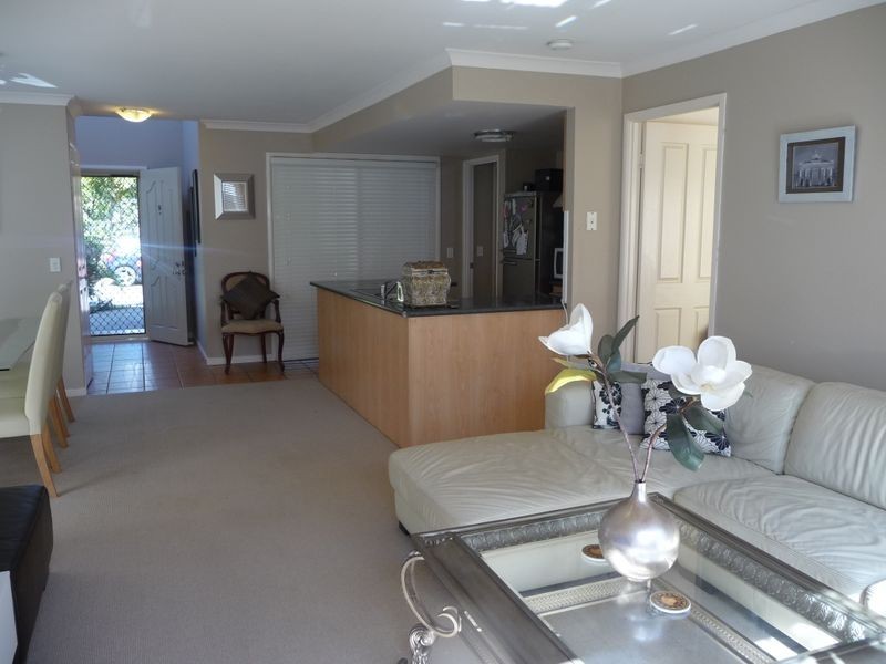 9/394 Pine Ridge Road, Coombabah QLD 4216