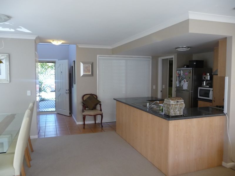 9/394 Pine Ridge Road, Coombabah QLD 4216