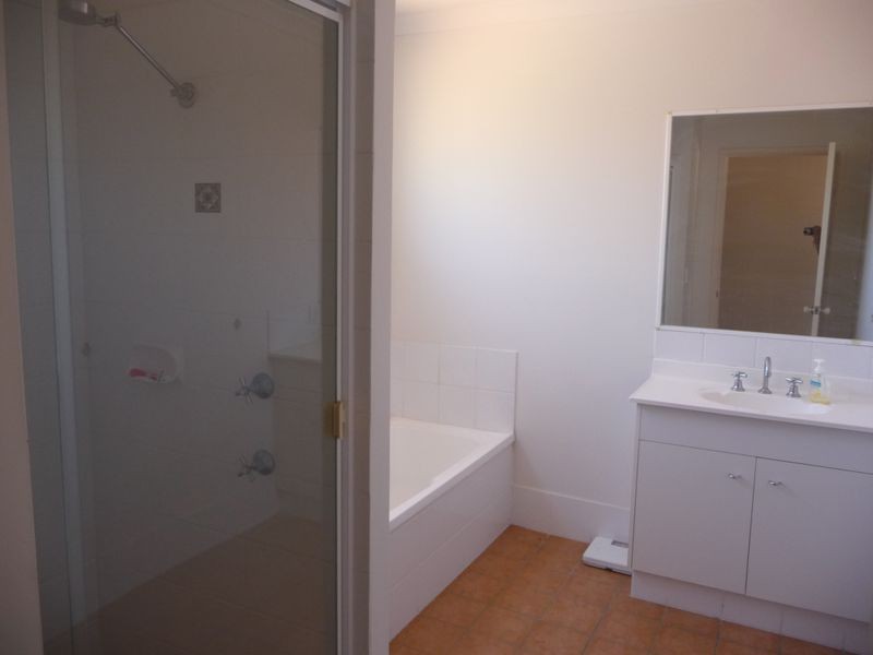 9/394 Pine Ridge Road, Coombabah QLD 4216