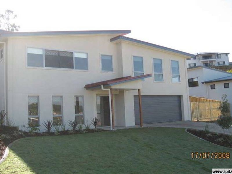 28 Angouire Crescent, Pacific Pines QLD 4211