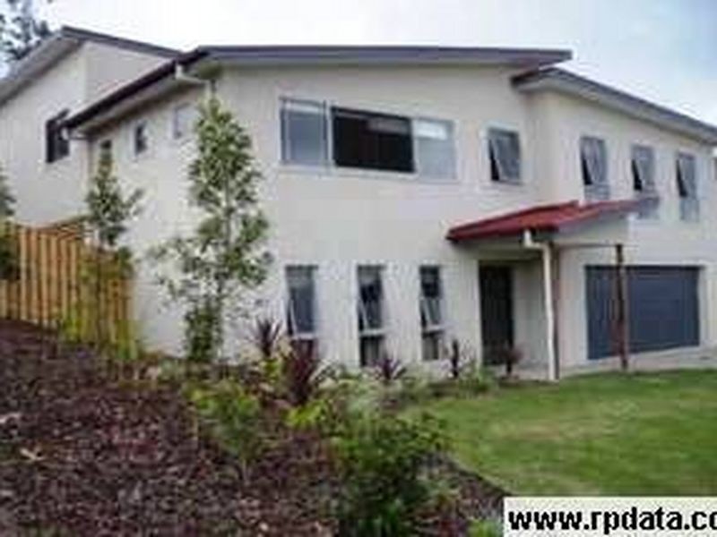 28 Angouire Crescent, Pacific Pines QLD 4211