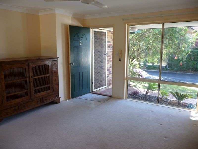 2/482 Pine Ridge Rd, Coombabah QLD 4216