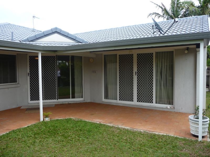 95 Limetree Parade, Runaway Bay QLD 4216