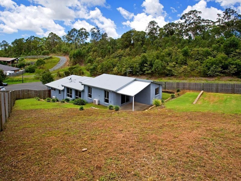 31 Elkins Street, Pacific Pines QLD 4211