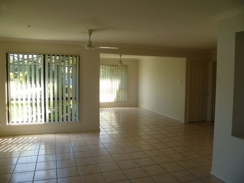 1 Bristol Place, Arundel QLD 4214