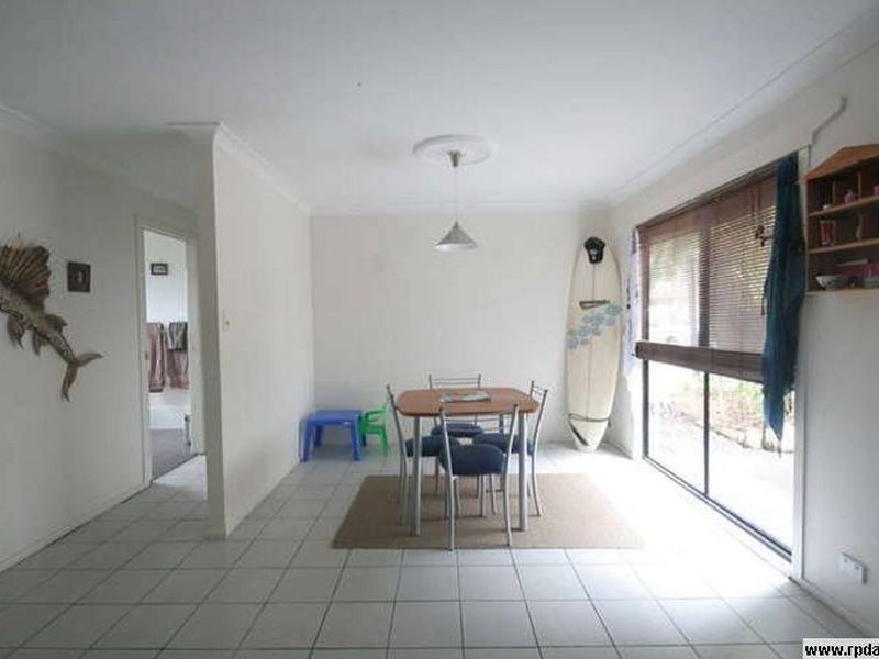 33 Clam Street, Runaway Bay QLD 4216