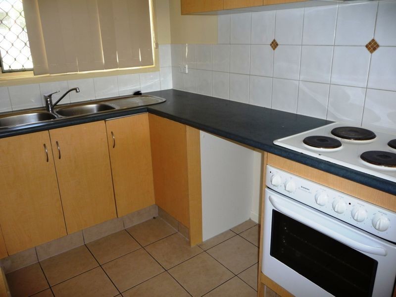 8/183 Goverment Road, Labrador QLD 4215