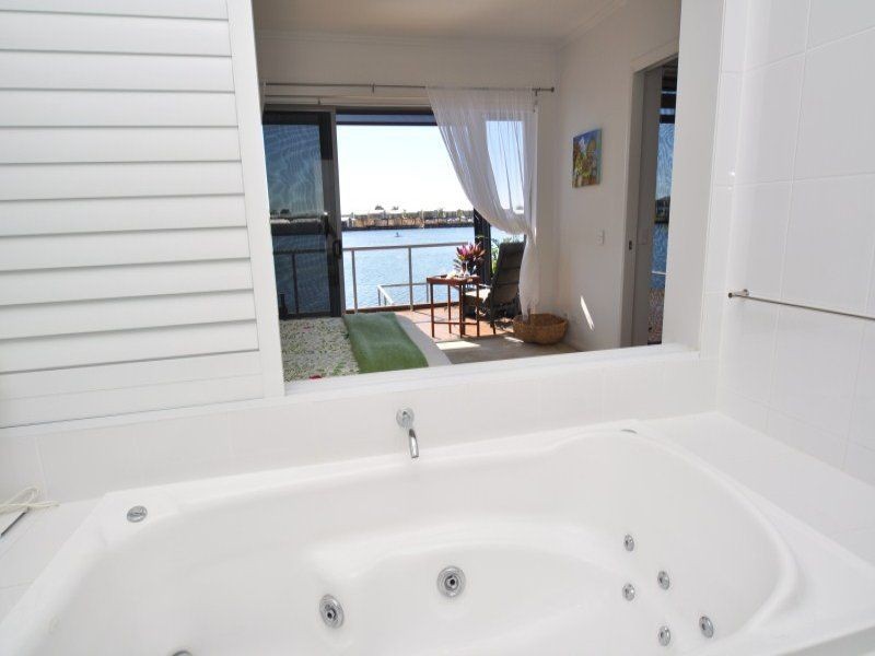 80/181 Lae Drive, Runaway Bay QLD 4216