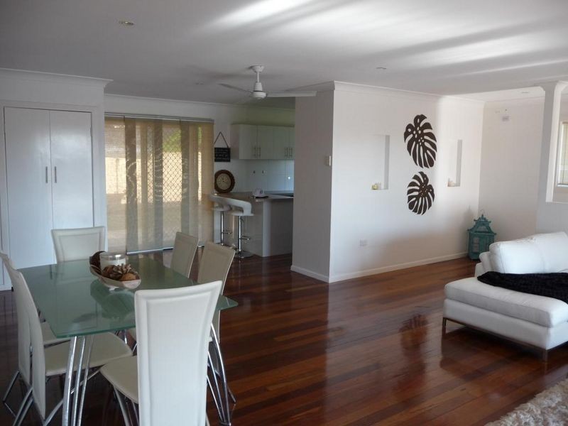 2/16 Thelma Ave, Biggera Waters QLD 4216