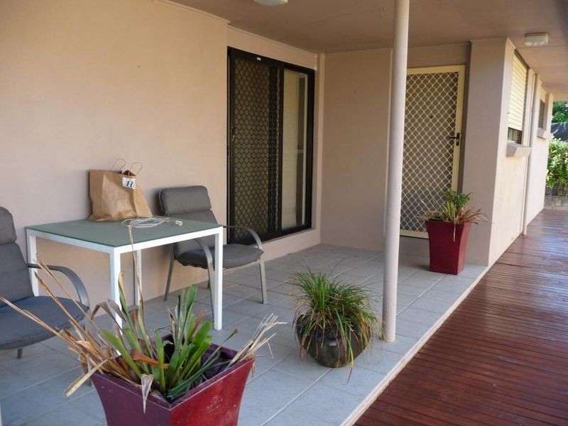 2/16 Thelma Ave, Biggera Waters QLD 4216