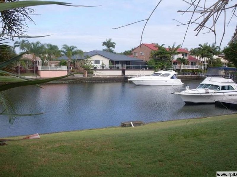 12 Midnight Court, Runaway Bay QLD 4216