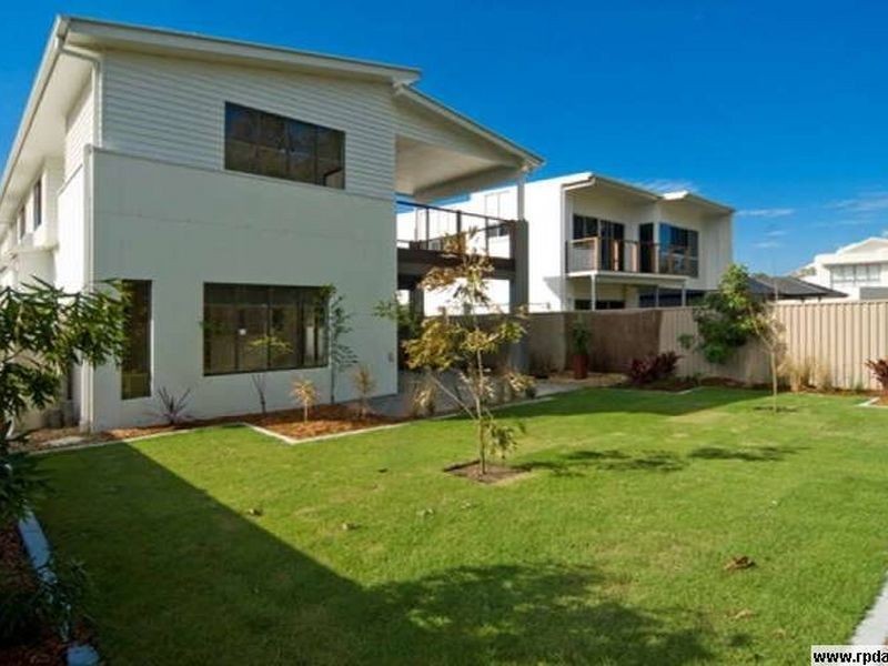 3 Fleetwood Ct, Helensvale QLD 4212