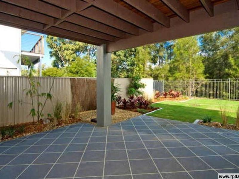 3 Fleetwood Ct, Helensvale QLD 4212