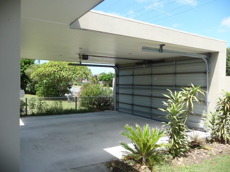 3 Coombabah Road, Runaway Bay QLD 4216