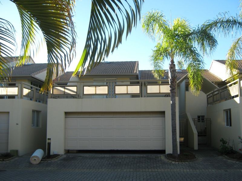 57/100 Morala Ave, Runaway Bay QLD 4216