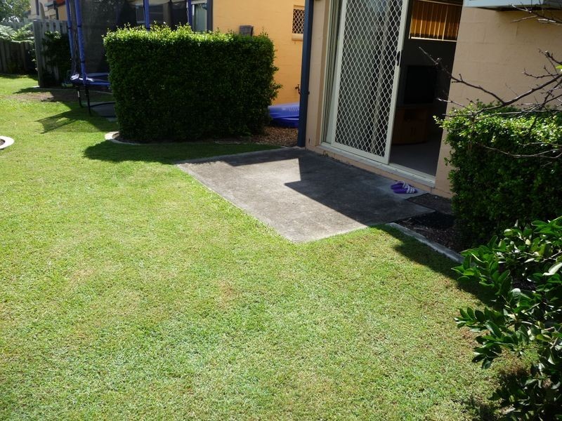 3/183 Government Road, Labrador QLD 4215