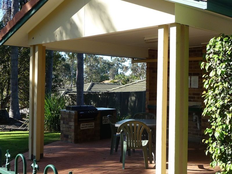 9/482 Pine Ridge Road, Coombabah QLD 4216