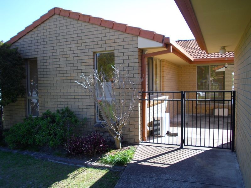 2/17 Kangaroo Avenue, Coombabah QLD 4216