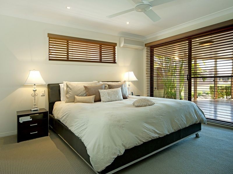 5 Seabreeze Street, Paradise Point QLD 4216