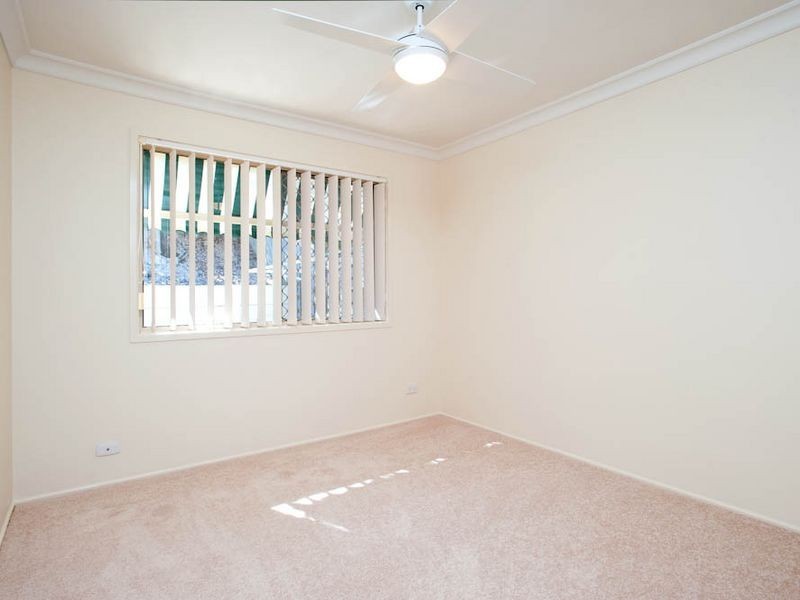 15/1 Archipelago Street, Pacific Pines QLD 4211