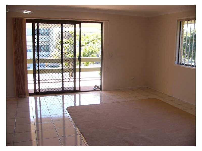 16 Howard Street, Runaway Bay QLD 4216