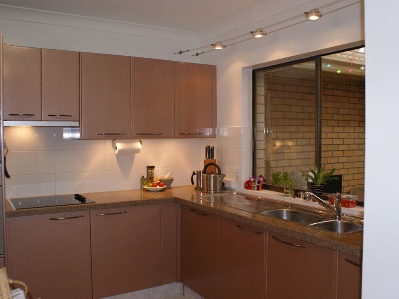 9/112 Bayview Street, Runaway Bay QLD 4216