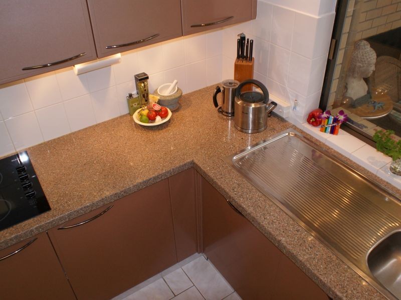 9/112 Bayview Street, Runaway Bay QLD 4216