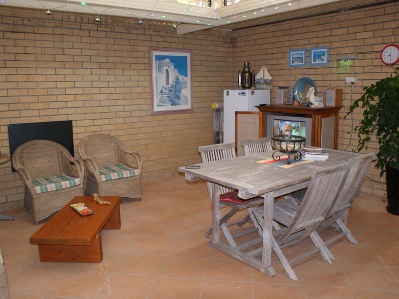 9/112 Bayview Street, Runaway Bay QLD 4216