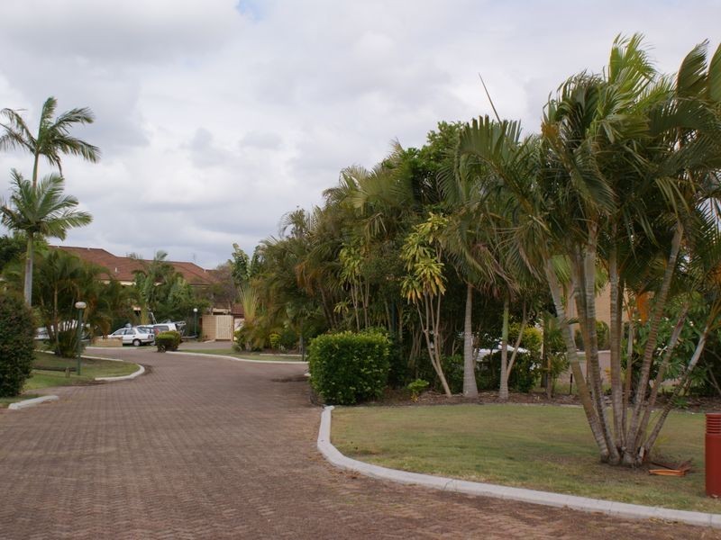 9/112 Bayview Street, Runaway Bay QLD 4216