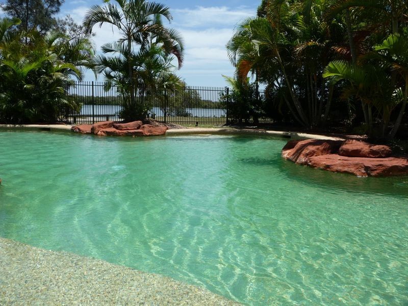 162/125 Hansford Road, Coombabah QLD 4216