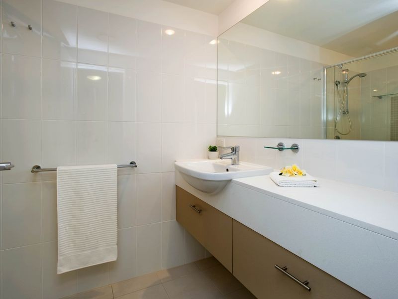 3302/2 Activa Drive, Hope Island QLD 4212