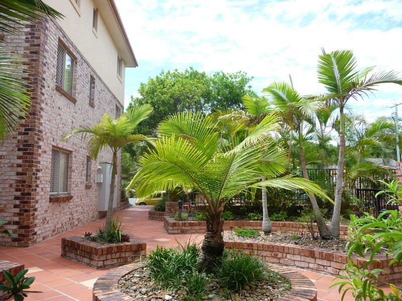 6/14 Spendelove Street, Southport QLD 4215