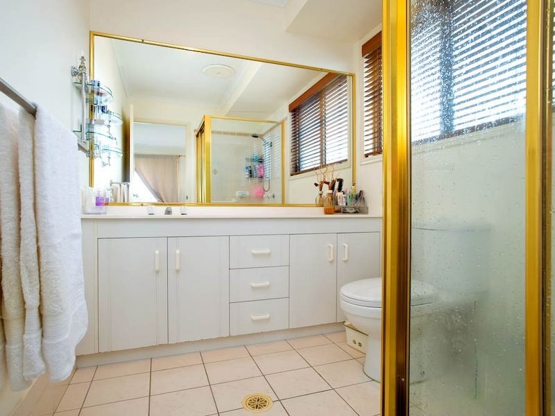 11 Lefroy Drive, Coombabah QLD 4216