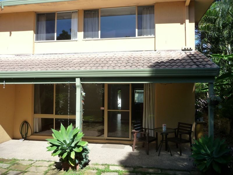 3/469 Pine Ridge Road, Coombabah QLD 4216