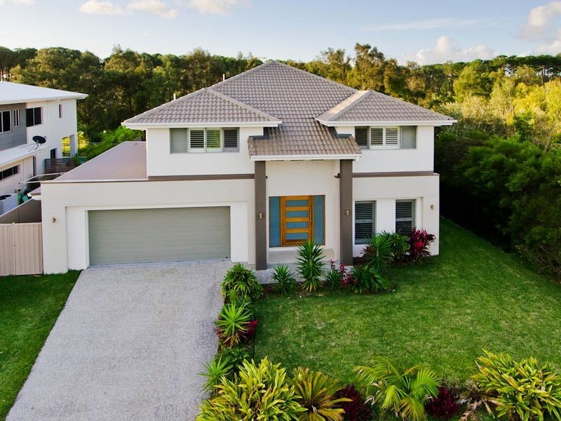 36 Rhodium Crescent, Hope Island QLD 4212