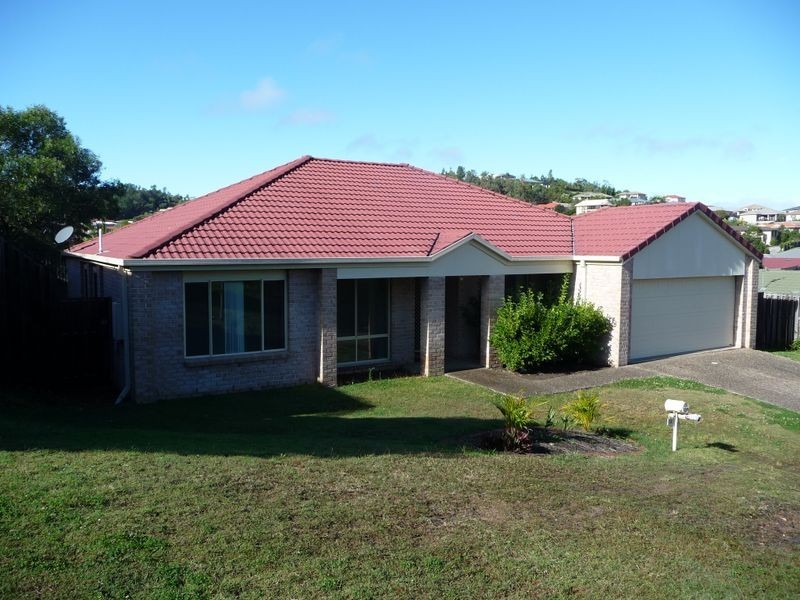 13 Stromlo Court, Pacific Pines QLD 4211