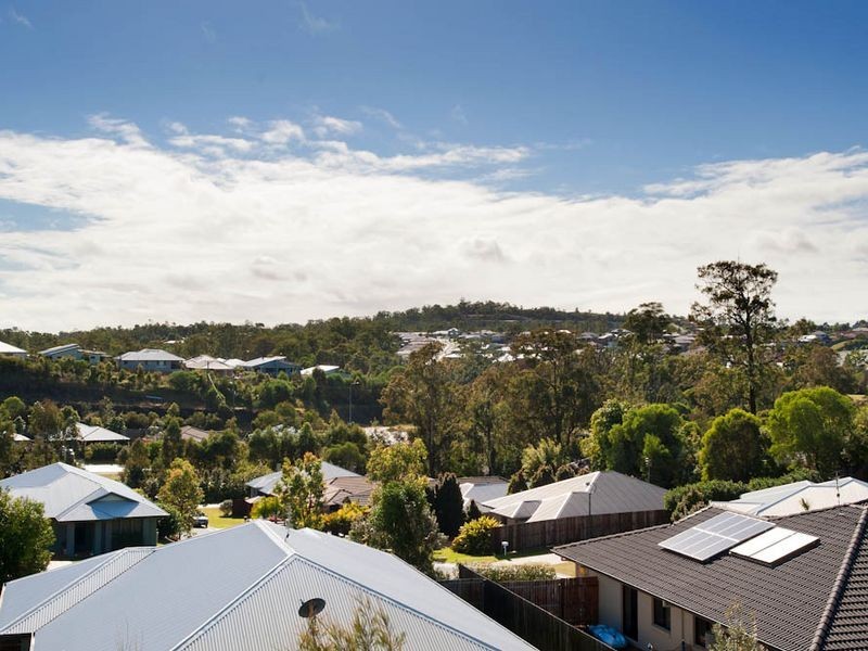 29 Flame Trees Court, Maudsland QLD 4210