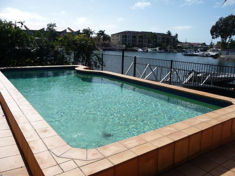 3/79 Bayview Street, Runaway Bay QLD 4216