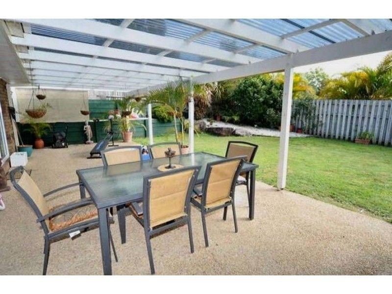 32 Daintree Drive, Parkwood QLD 4214