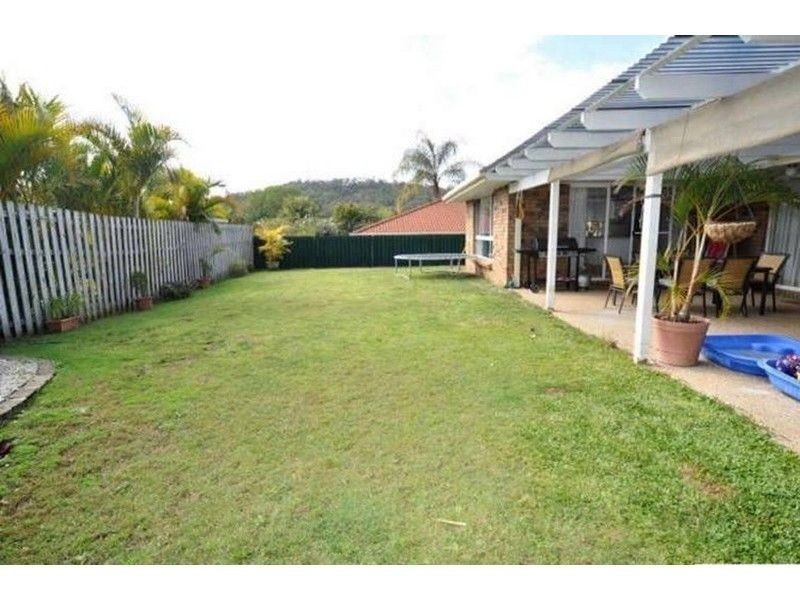 32 Daintree Drive, Parkwood QLD 4214