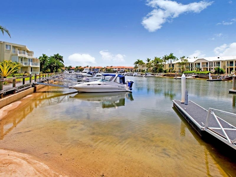 96/1 Lee Road, Runaway Bay QLD 4216