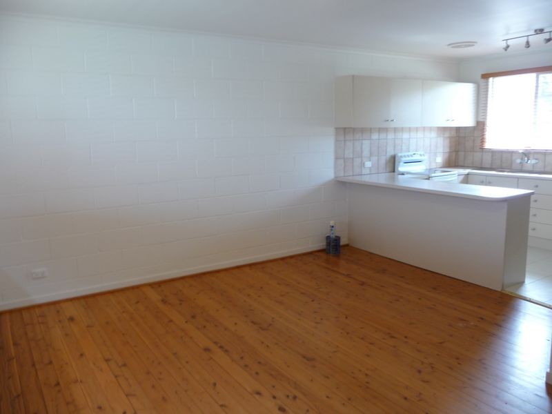 2/41 Errol Avenue, Paradise Point QLD 4216